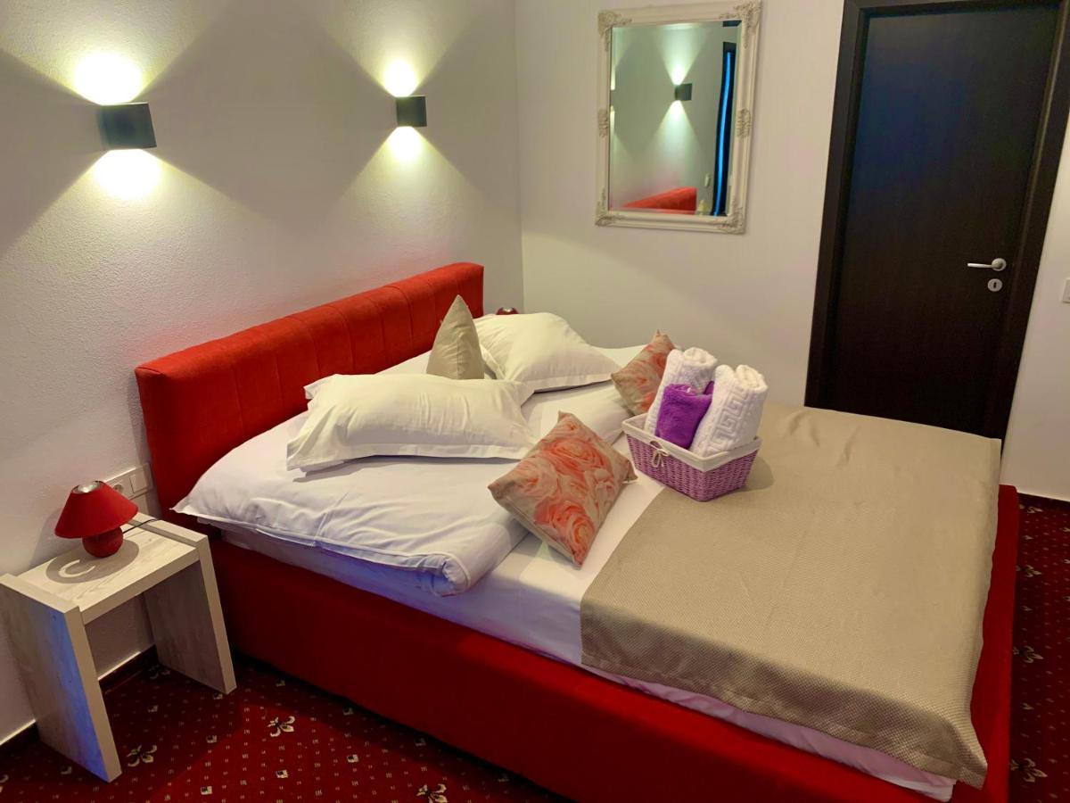 Anelisse Inn Moeciu De Sus Extérieur photo